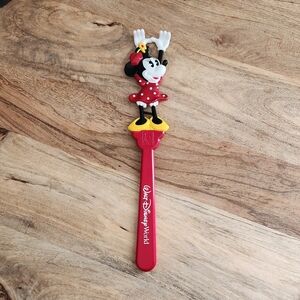 Walt Disney World Minnie Mouse Plastic Back Scratcher